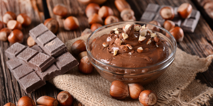 Dietmed - MOUSSE DE CHOCOLATE E FRUTOS SECOS