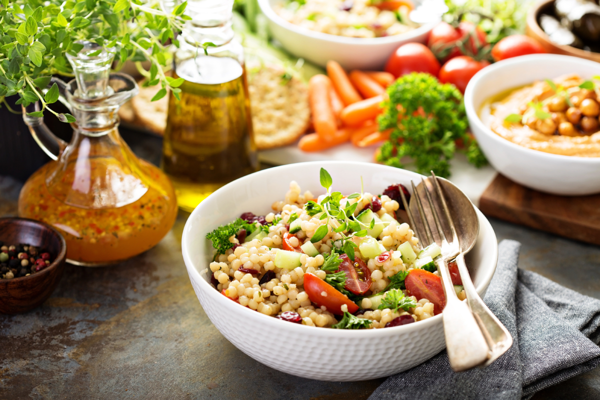Dietmed - INSALATA DI COUSCOUS, AVOCADO E MENTA